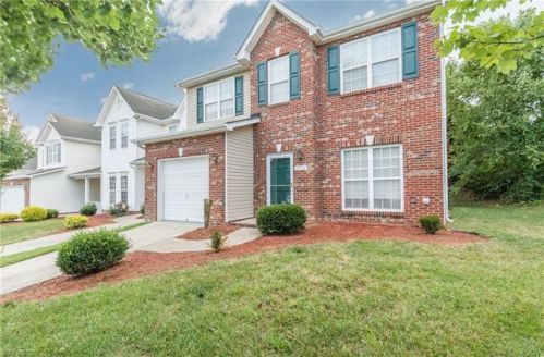 6715 Gabrielle Pt, Whitsett, NC 27377-9808