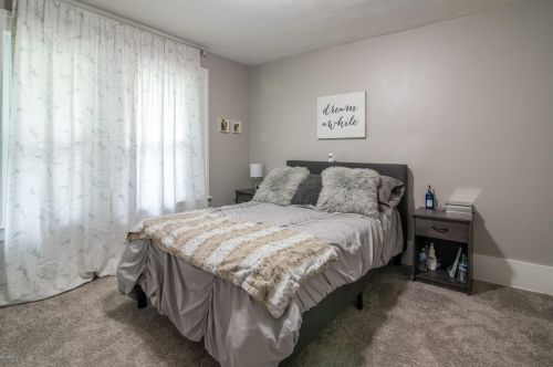 461 Park St, Grand Rapids MI 49525-2581 exterior