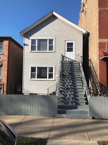 2802 Wells St, Chicago, IL 60616-3521