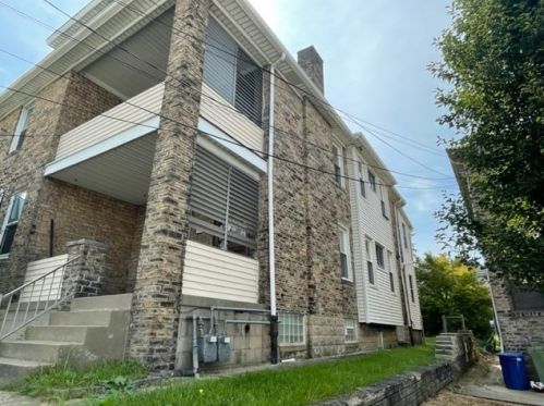 1000 Creedmoor Ave, Pittsburgh, PA 15226-2236