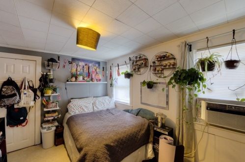 19 Highland Ter, Worcester MA 01602-4202 exterior