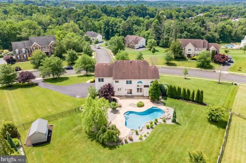 110 Pichelman Rd, Limerick PA 19468-2735 exterior