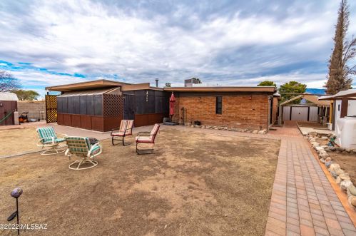 8532 Calle Bolivar, Tucson AZ  85715-5409 exterior