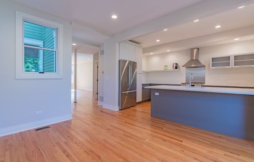 4032 Francisco Ave, Chicago IL 60618-2602 exterior