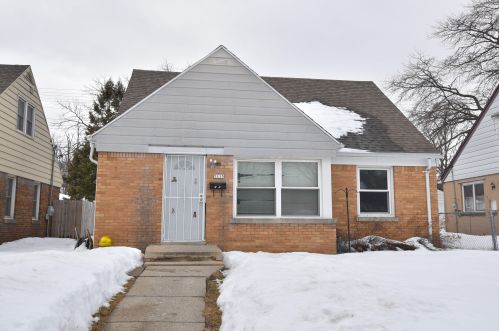 5115 64th St, Milwaukee, WI 53218-4006