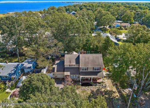 19 Glenwood Dr, Berkeley Township NJ 08721 exterior