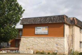 2800 Swisher St, Austin TX  78705-3303 exterior