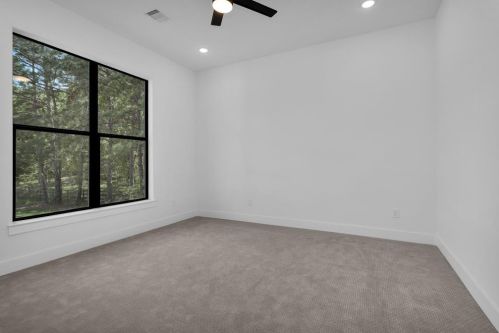 11317 Majestic Dr, Montgomery TX 77316-9662 exterior