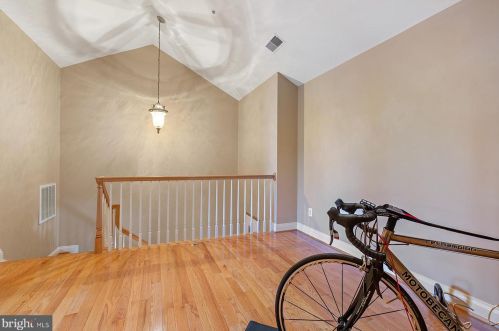 393 Cameron Sta Blvd, Alexandria VA 22304-8681 exterior