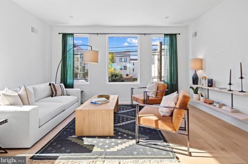 1609 2nd St, Philadelphia PA 19133 exterior