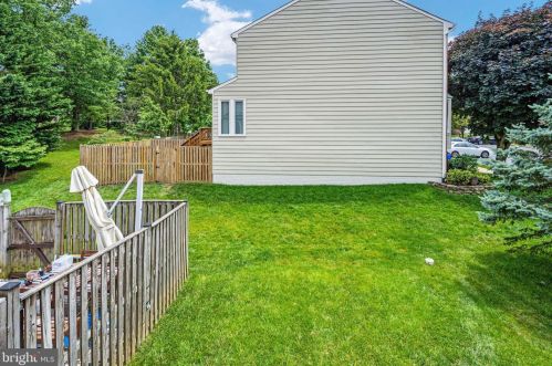 6133 Joust Ln, Alexandria VA 22315-4809 exterior