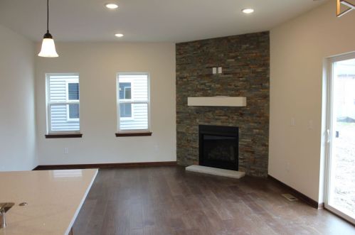 9019 Stuth Ave, Milwaukee WI 53227-3745 exterior