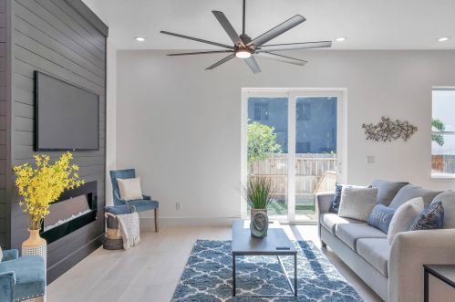 4307 Clark Ave, Tampa FL  33611-1305 exterior