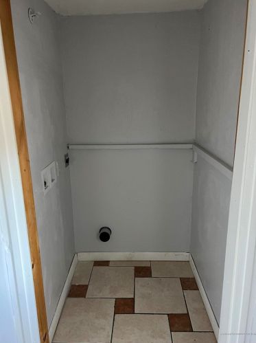 244 Ray St, Portland ME 04103-4317 exterior