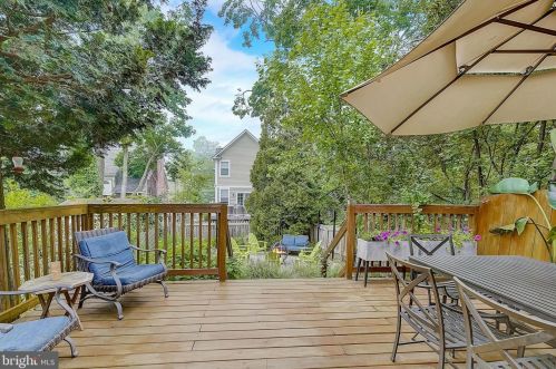 432 Ave, Media PA 19063-4015 exterior