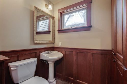 626 4th St, Stillwater MN 55082-4827 exterior