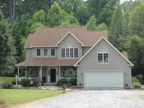 150 Pleasant Ridge Rd, Whispering Pines, NC 28327-9432