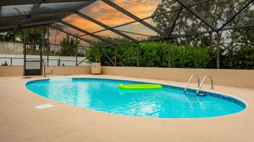 1738 Dominic Ave, Fort Pierce FL 34952-5815 exterior