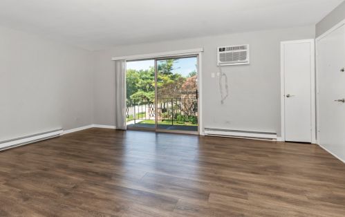 12643 Kostner Ave, Chicago, IL 60803-2675