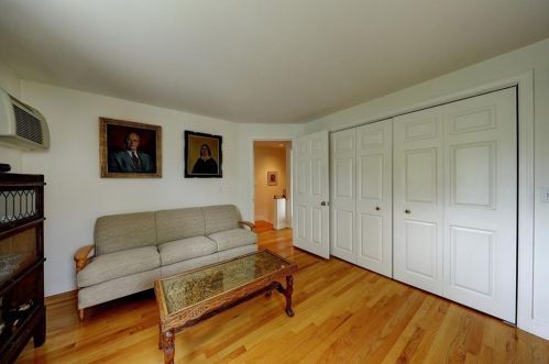 243 Transit St, Providence RI 02906-1023 exterior