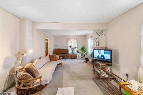 141 Berkeley Ter, Plainfield NJ 07062-1502 exterior