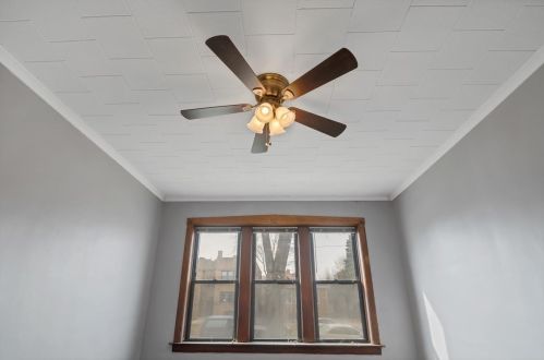 7609 Perry Ave, Chicago IL 60628-6827 exterior