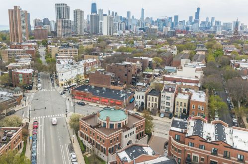 2014 Lincoln Ave, Chicago IL 60614-4598 exterior