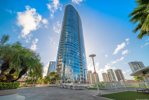 1296 Kapiolani Blvd, Honolulu HI  96814-2803 exterior