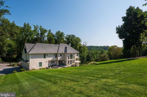 101 Indian Springs Dr, Media PA 19063-5622 exterior