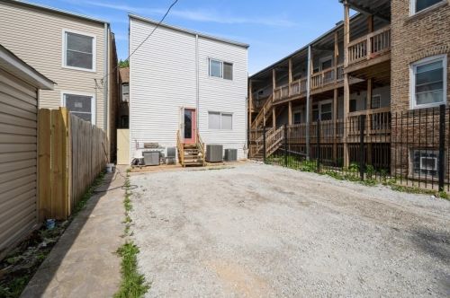 6707 Peoria St, Chicago IL  60621-1821 exterior