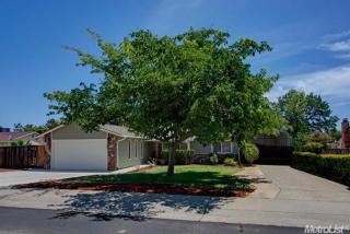 107 Perraud Dr, Folsom, CA 95630-2911