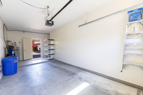 8809 51st St, Phoenix AZ 85044-7702 exterior