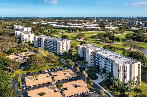 6530 Boca Del Mar Dr, Boca Raton FL  33433-5732 exterior