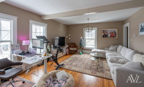 618 Hawthorne St, Grand Rapids MI 49503-3411 exterior