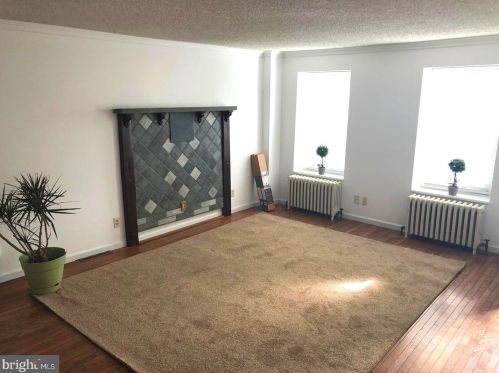 170 Fountain St, Philadelphia PA  19127-1924 exterior