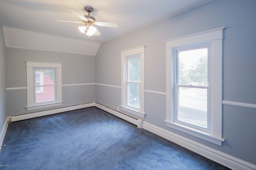 1820 Oakland Dr, Kalamazoo MI 49008-1805 exterior