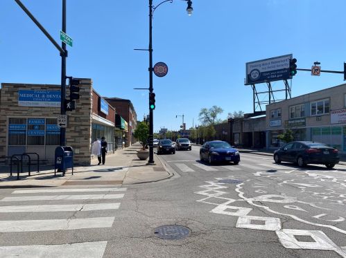 6400 Sacramento Ave, Chicago IL  60645-4273 exterior