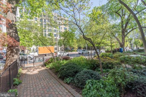 1706 16th St, Washington DC  20009-3166 exterior