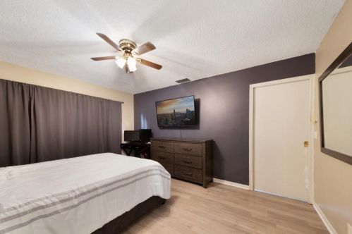 2075 24 Cir, Boynton Beach FL 33426-6578 exterior