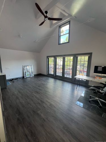 139 Main St, Westport CT  06880-3301 exterior