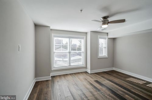 220 Fountain St, Philadelphia PA  19128-4508 exterior