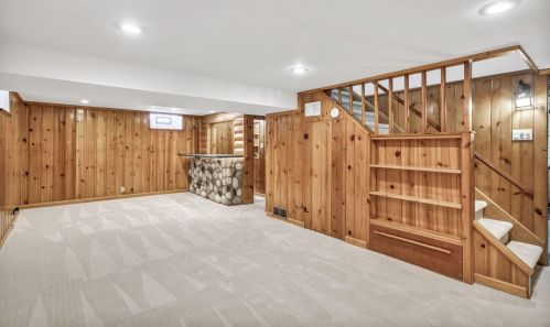 9016 Mount Vernon Ave, Milwaukee WI  53226-4542 exterior