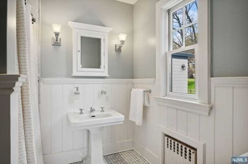 264 Upper Mtn Ave, Montclair NJ 07043-1417 exterior