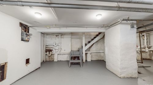 1449 Commonwealth Ave, Bronx NY 10460-3201 exterior