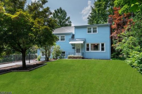 9 Cedar St, Morristown, NJ 07960-4056