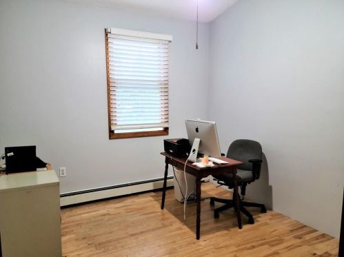 23 Sharon St, Providence RI 02908-4218 exterior