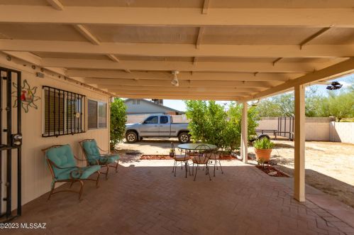 7313 Camino De La Tierra, Tucson AZ  85746-8300 exterior