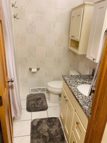 5375 24th St, Milwaukee WI  53209-5068 exterior