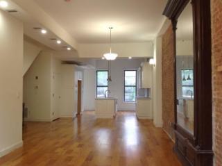 584 Madison St, Brooklyn NY  11221-2811 exterior