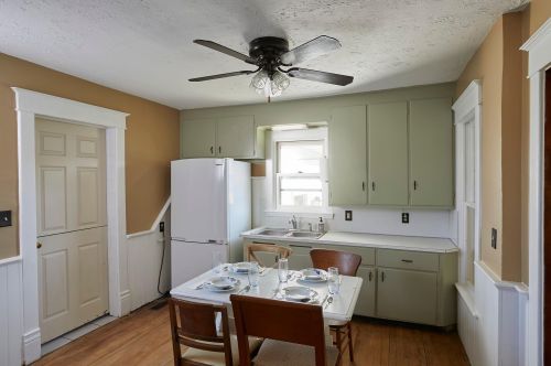 6591 12th St, Kalamazoo MI  49009-1013 exterior